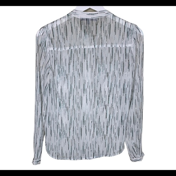 LOVE STITCH Collarless Print Pocket Blouse With Long Sleeves Ivory Size Medium - Picture 5 of 7